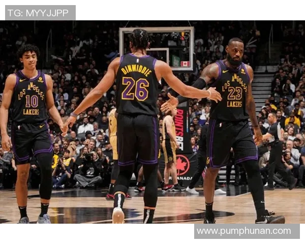 热火与湖人激战回顾2018年12月11日精彩对决与赛后分析